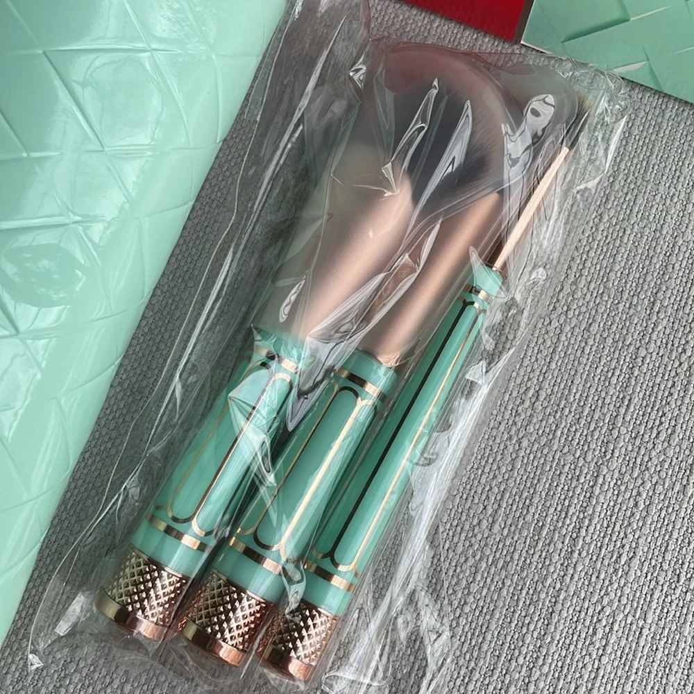 MAC of all trades Full-Sized Pro Brush kit